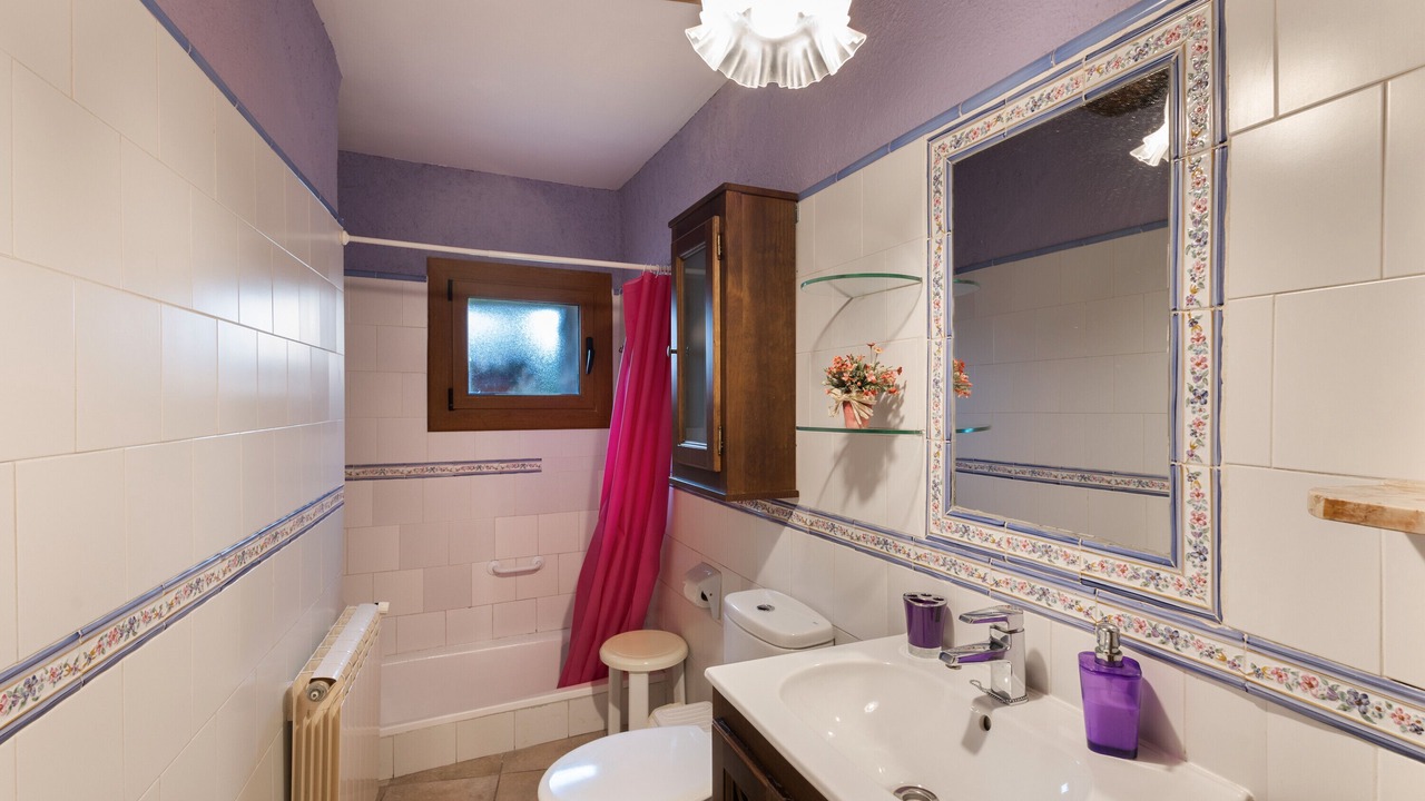 Photo of Bathroom in Casserres