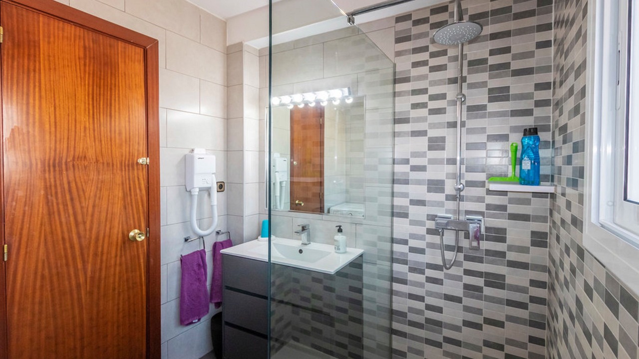 Photo of Bathroom in Cubelles