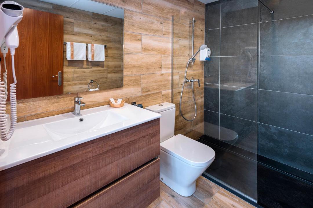 Photo of Bathroom in Pineda de Mar
