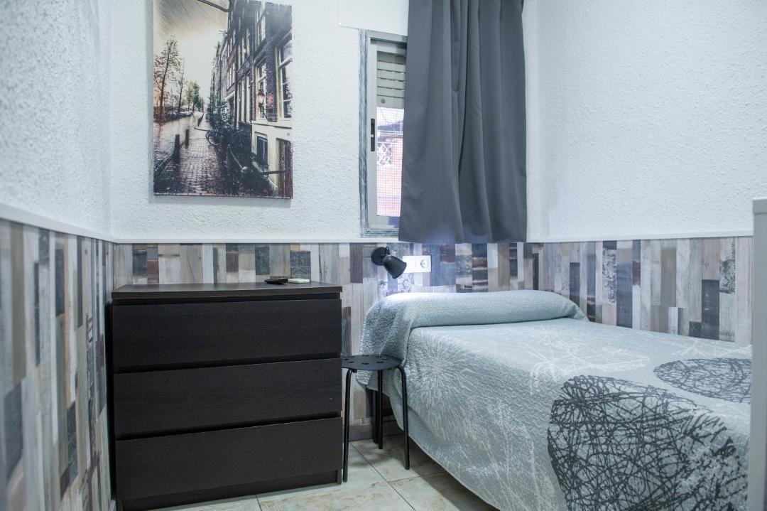 Photo of Bedroom in Terrassa