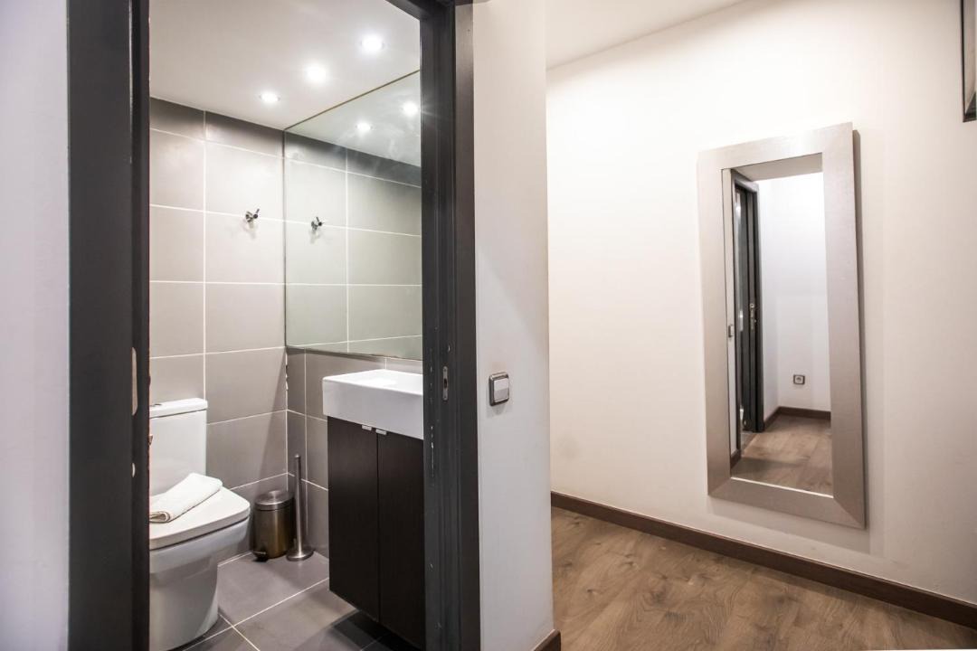 Photo of Bathroom in El Camp de l'Arpa del Clot