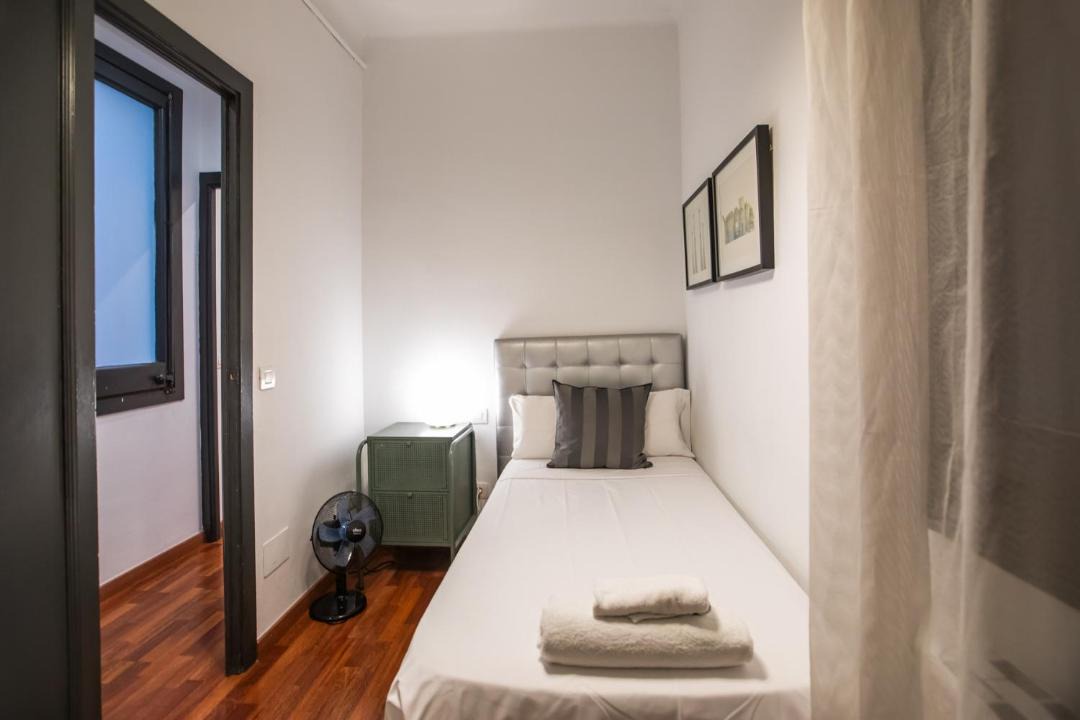 Photo of Bedroom in El Camp de l'Arpa del Clot