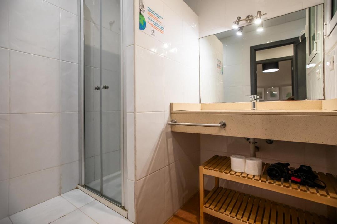 Photo of Bathroom in El Camp de l'Arpa del Clot
