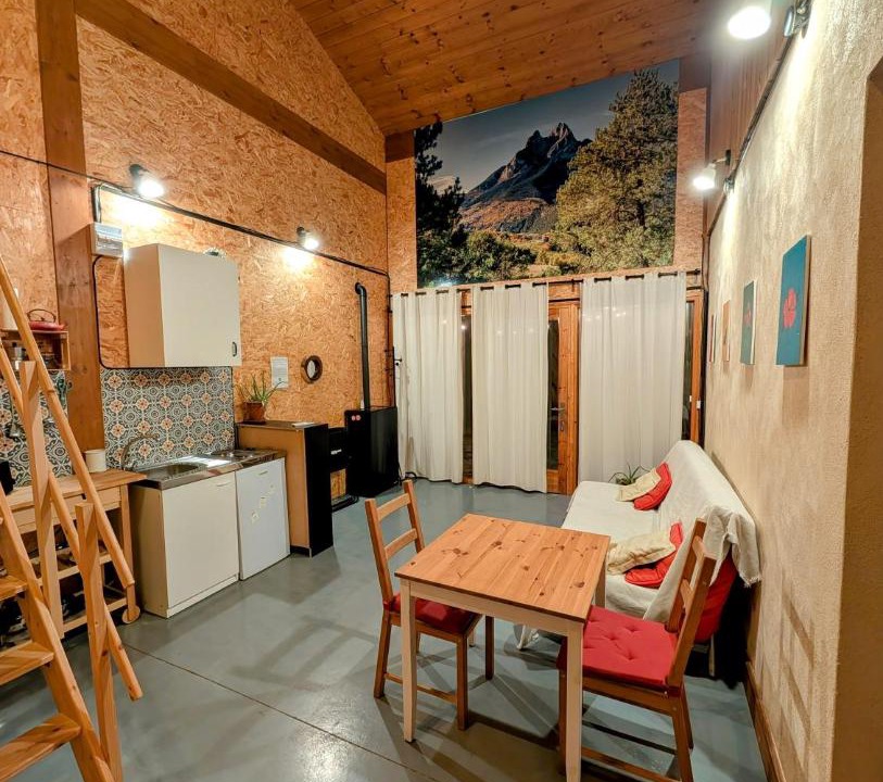 Photo of Others in Olvan