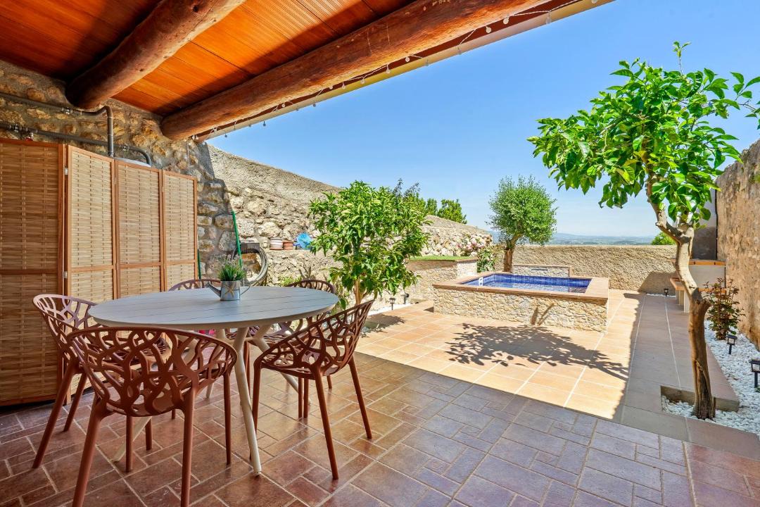 Photo of Patio Balcony in Castellet i la Gornal