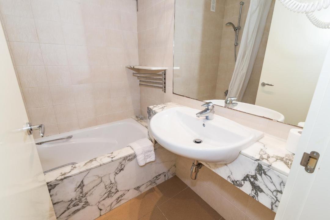 Photo of Bathroom in Sants