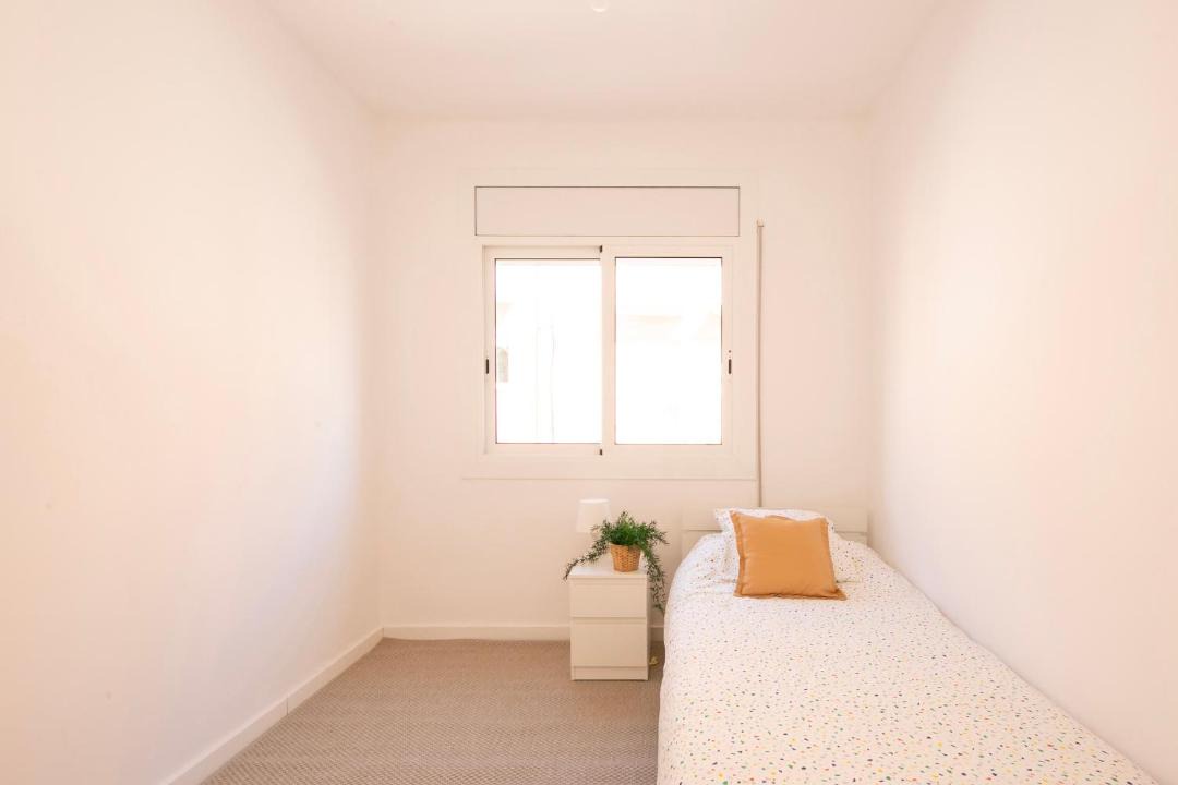 Photo of Bedroom in Almeda