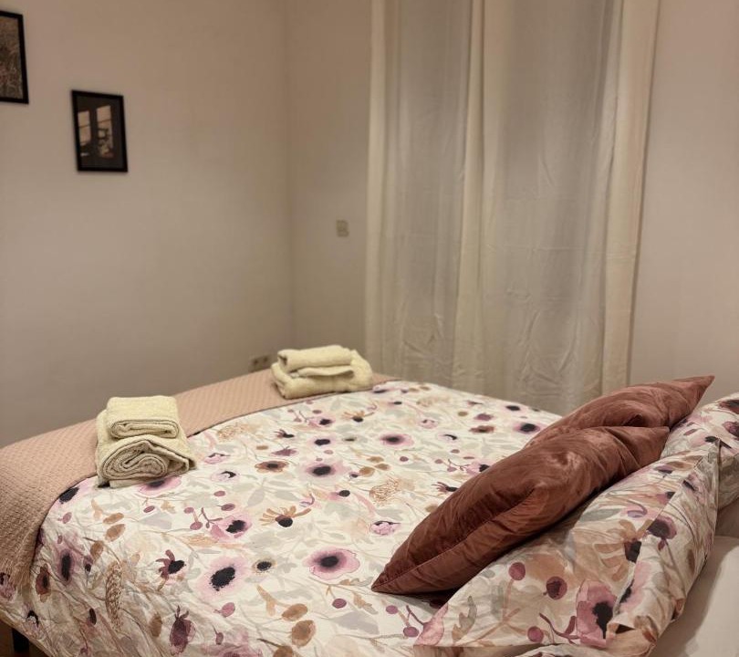 Photo of Bedroom in Sants