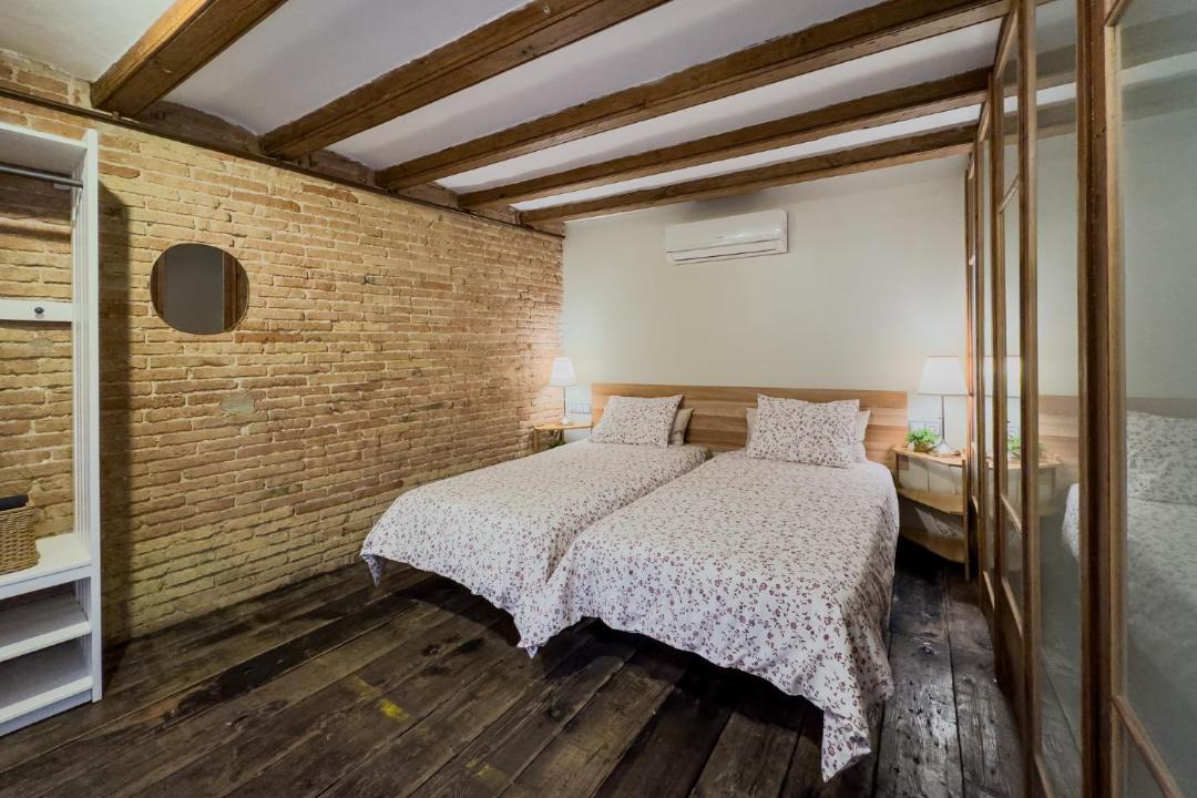 Photo of Bedroom in El Poble-sec