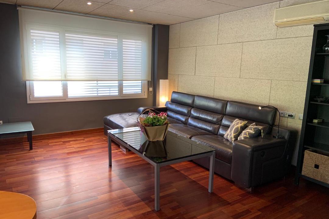 Photo of Livingroom in Vic