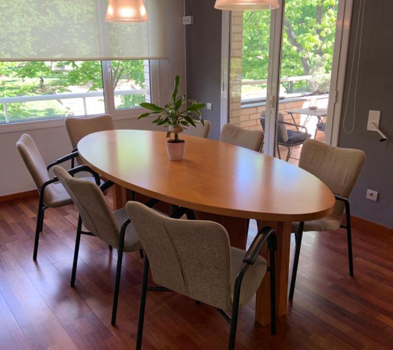 Photo of Livingroom in Vic