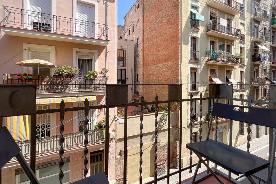Photo of Patio Balcony in Sants-Badal