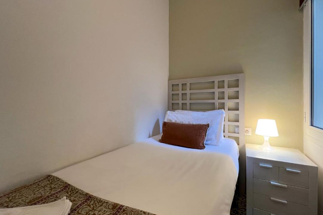 Photo of Bedroom in Sants-Badal