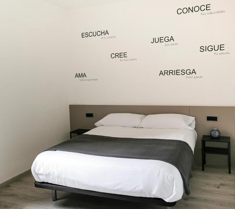 Photo of Bedroom in Cercs