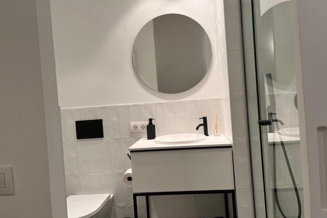 Photo of Bathroom in Vic