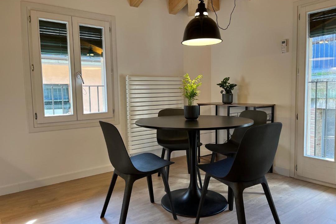 Photo of Livingroom in Vic