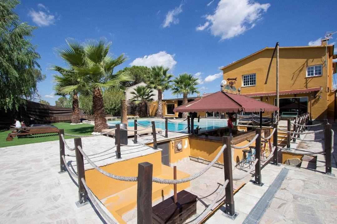 Photo of Patio Balcony in Rubi