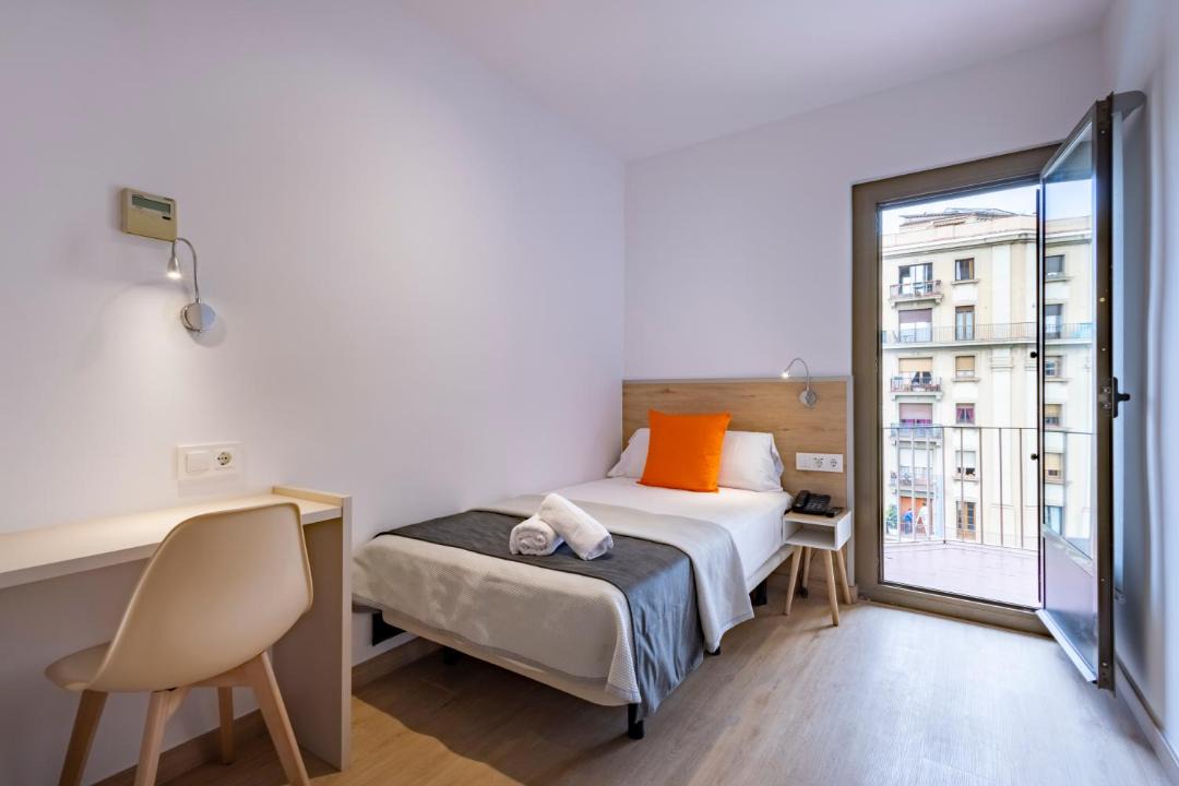 Photo of Bedroom in Sants