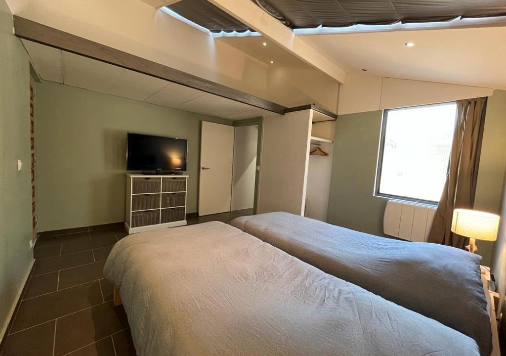 Photo of Bedroom in Queixas