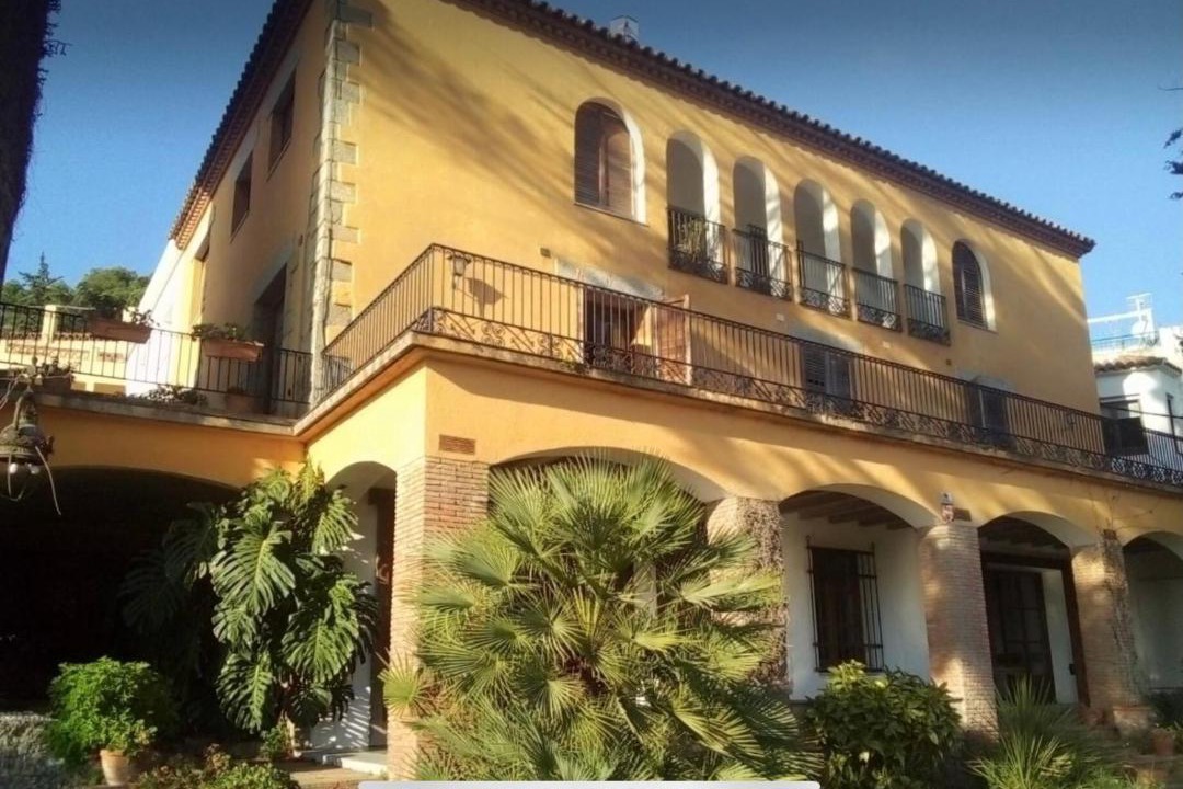 Photo of Buildings in Caldes d'Estrac