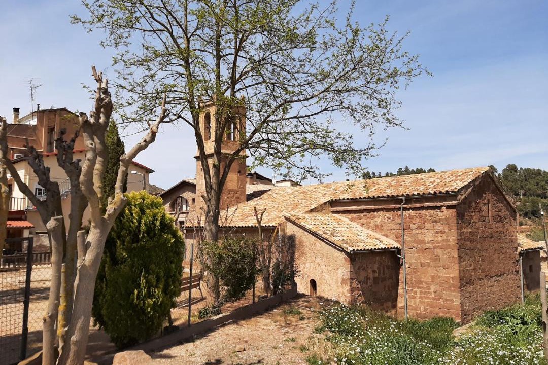 Photo of Buildings in Cardona