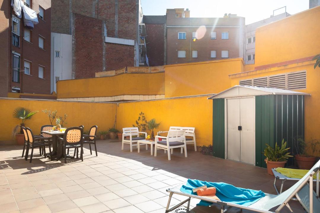 Photo of Patio Balcony in Navas