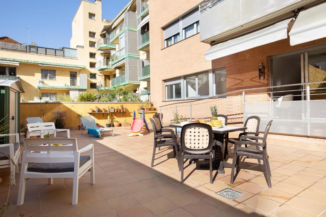 Photo of Patio Balcony in Navas