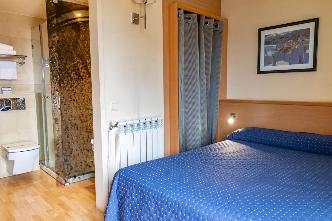 Photo of Bedroom in Vic