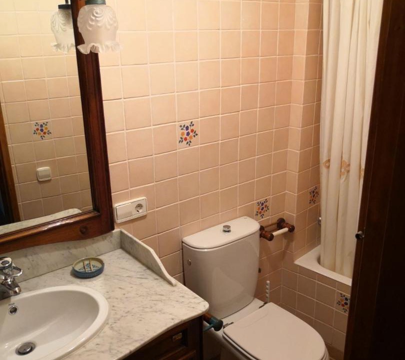 Photo of Bathroom in Perafita