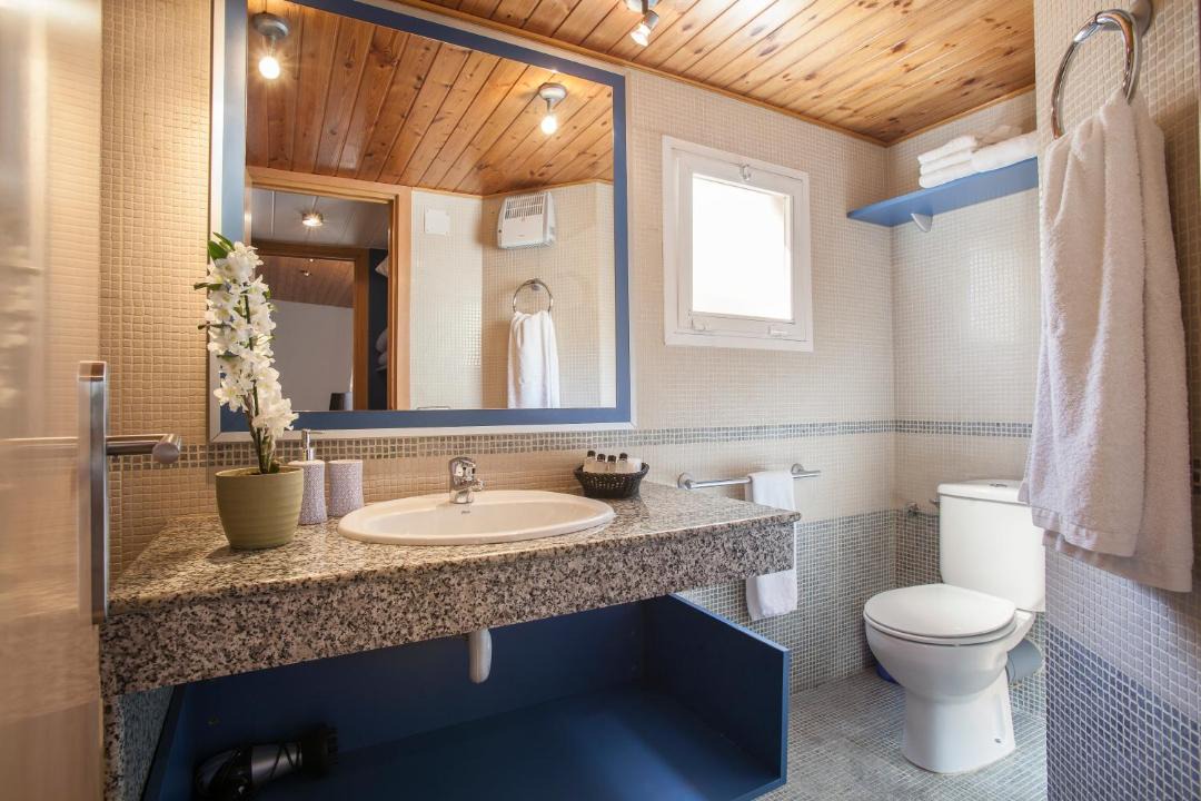 Photo of Bathroom in El Born
