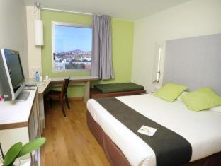 Photo of Bedroom in Cornella de Llobregat