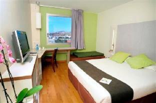 Photo of Bedroom in Cornella de Llobregat