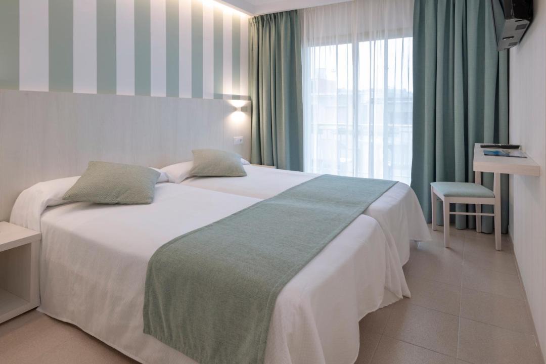 Photo of Bedroom in Pineda de Mar