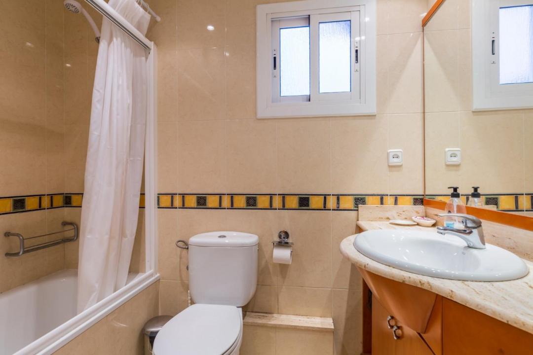 Photo of Bathroom in El Poble-sec