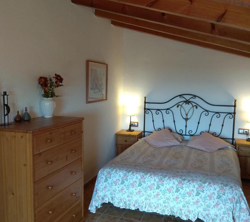 Photo of Bedroom in L Almadrava