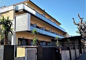 Hotel 153