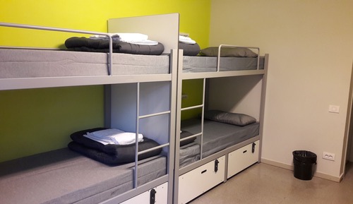 Shared Dormitory, Women only (One bed in 8 Bedded)