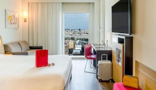 Standard Double Room with City View
