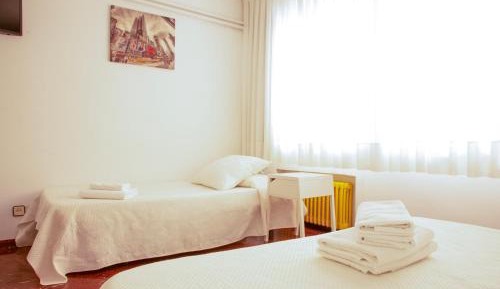 Double or Twin Room with City View
