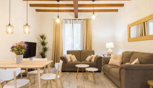 Three-Bedroom Premium Apartment with Balcony