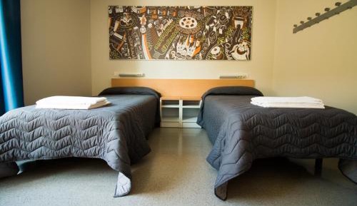 Twin Room with Private Bathroom
