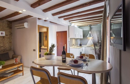 El Born Hotel | Friendly Rentals Mozart