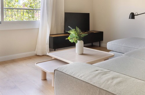 El Baix Guinardo Apartment | Weflating SANT PAU - Cozy 4 BDR