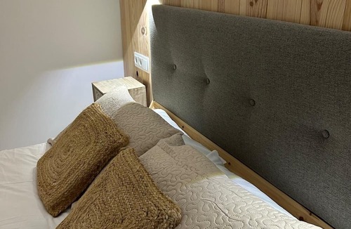 Avia Apartment | Apartamento Rural con Vistas a la Montaña. Totalmente Nuevo