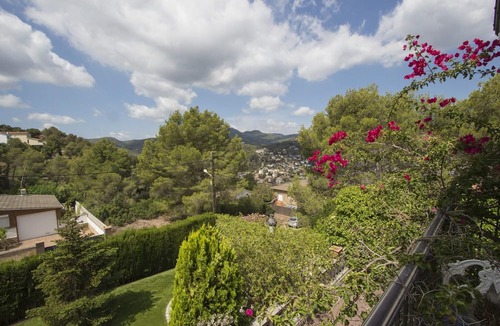 Santa Rosa Villa | Private paradise - hop, skip or jump to Barcelona!